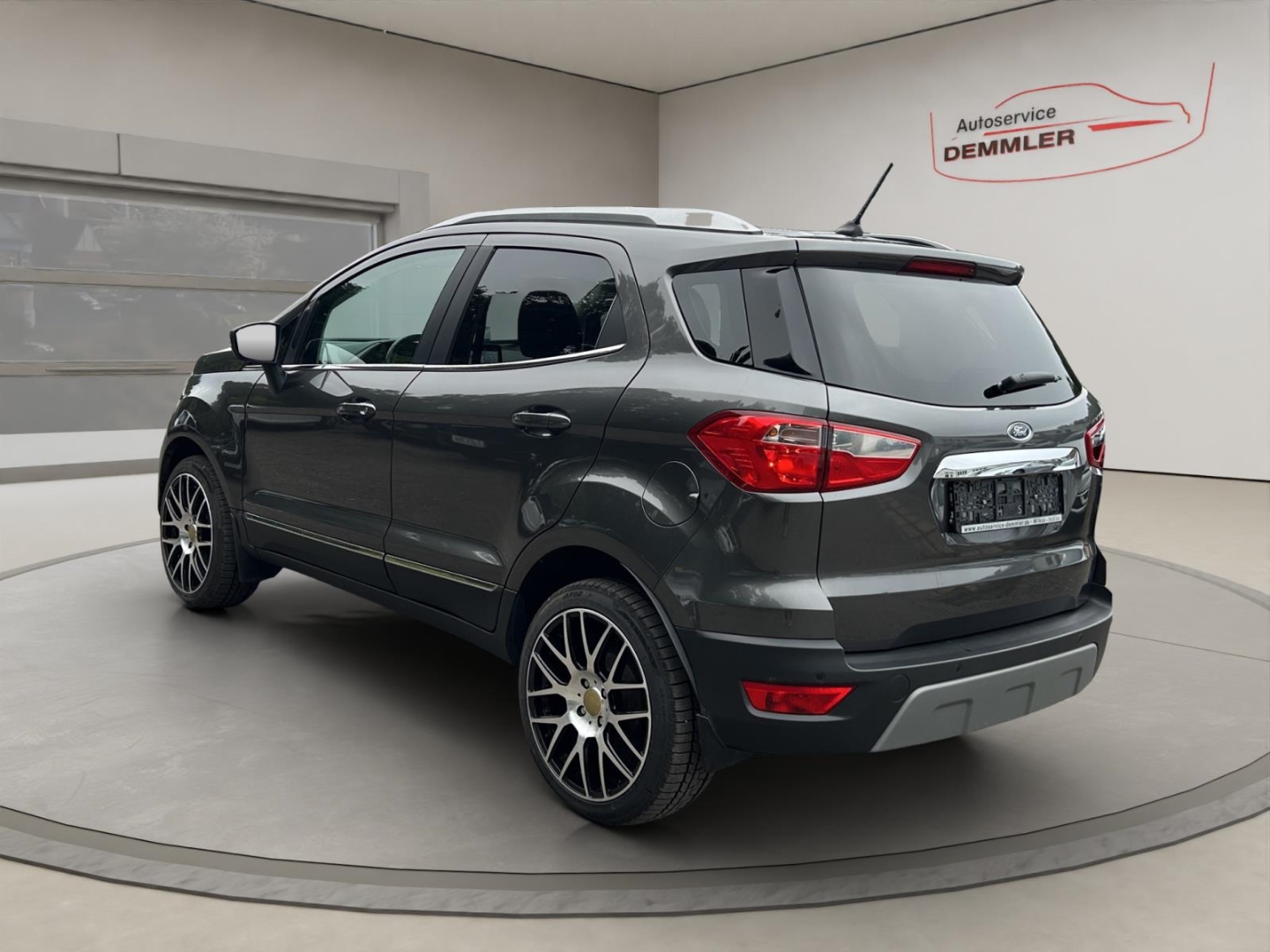 Ford EcoSport Titanium 4X4,AHK,Xenon,Tempomat,Winterpaket, magnetic-grau (metallic) – Bild 7